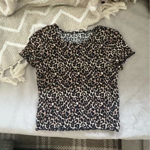 American Eagle Cheetah Print T Shirt Small